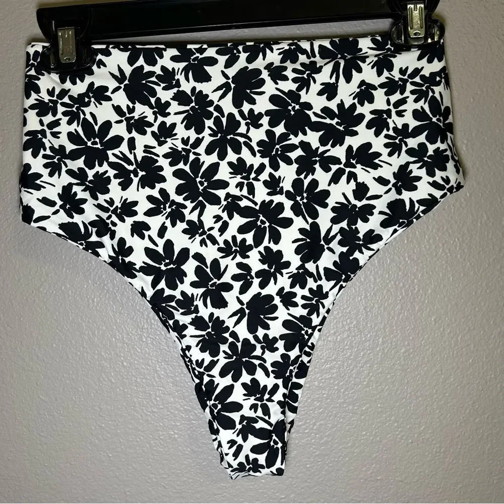 NEW Amuse Society Violette high waist bikini bottoms women’s size medium